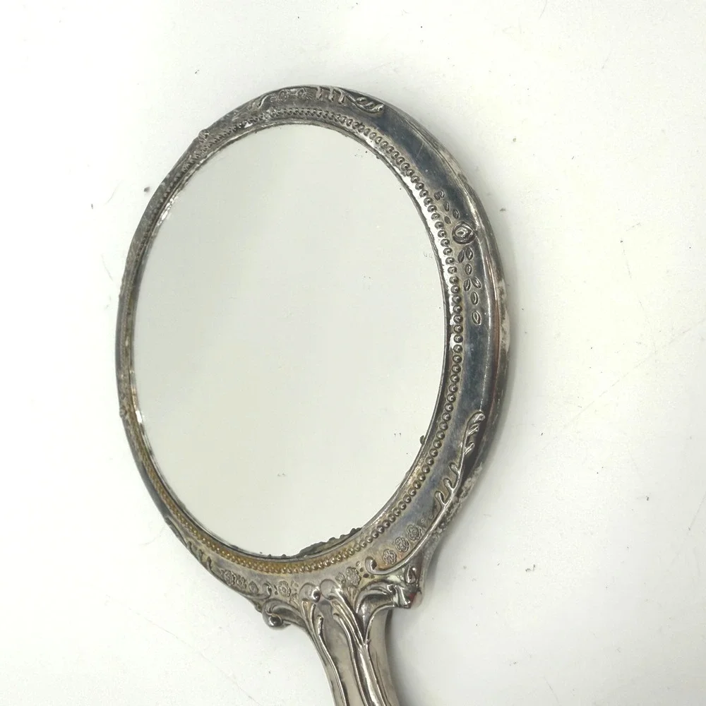 Vintage Hand Mirror Women OS Silver Ornate Floral Repousse Victorian Style